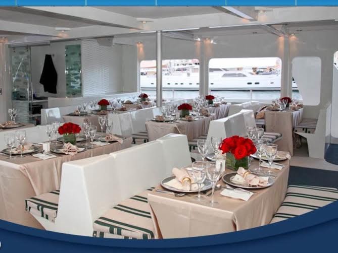 100' Catamaran Party Boat