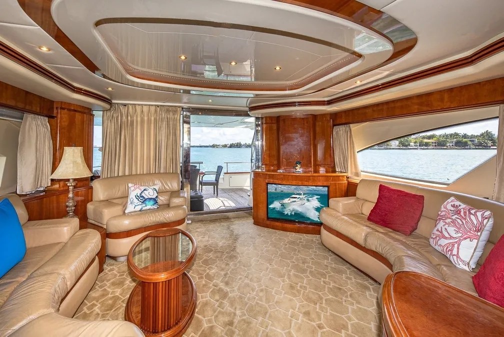 80ft Azimut Luxury Yacht