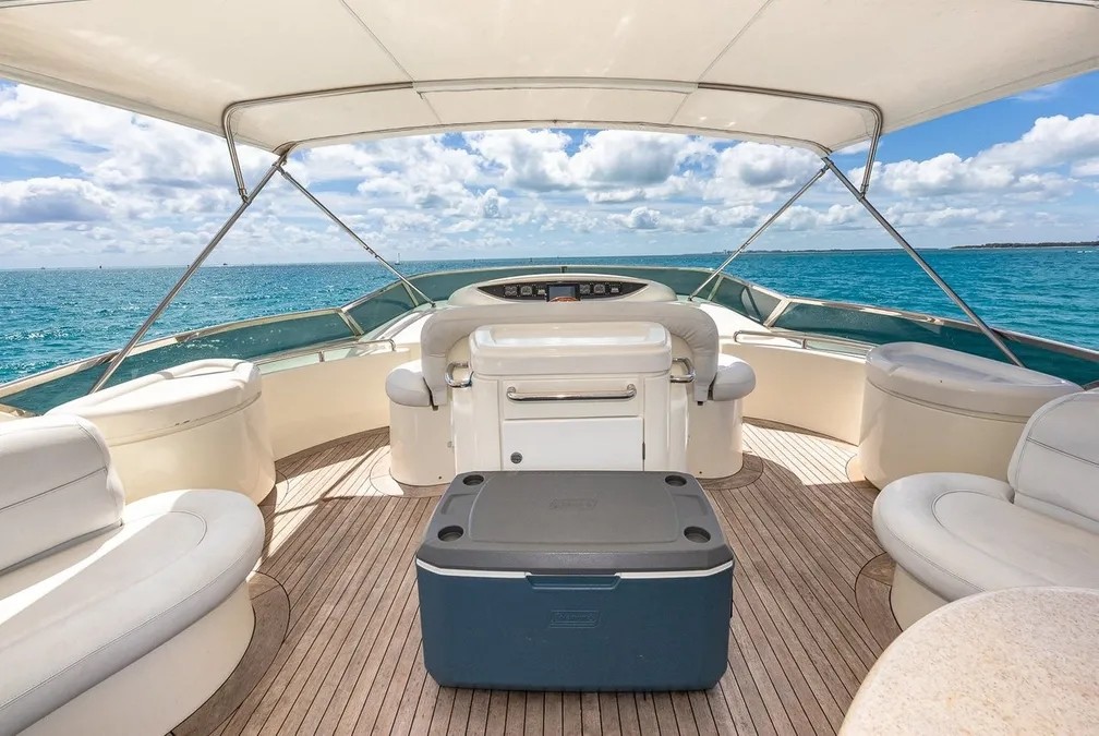 80ft Azimut Luxury Yacht